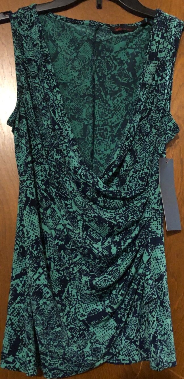 Women's Sofia Vergara Aqua Top Size XS NWT B1